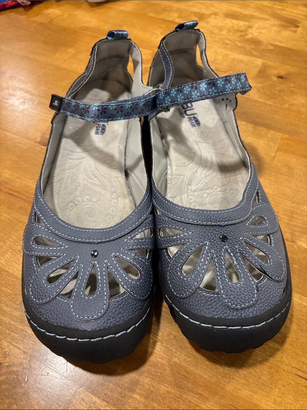 JBU Mary Janes Wildflower encore 8.5